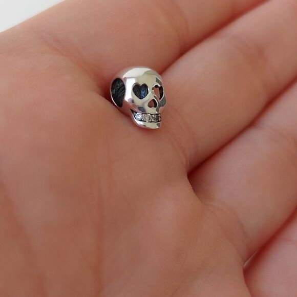 925 Sterling Silver Skull Charm - Picture 7 of 9